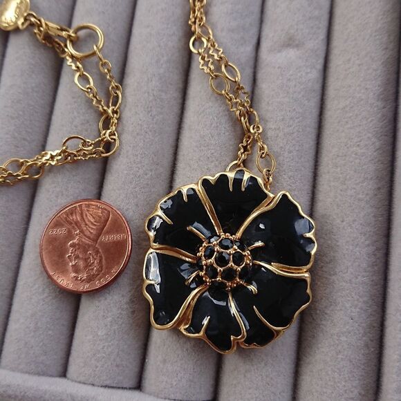 J Crew Black & Gold Flower Necklace - Picture 5 of 8